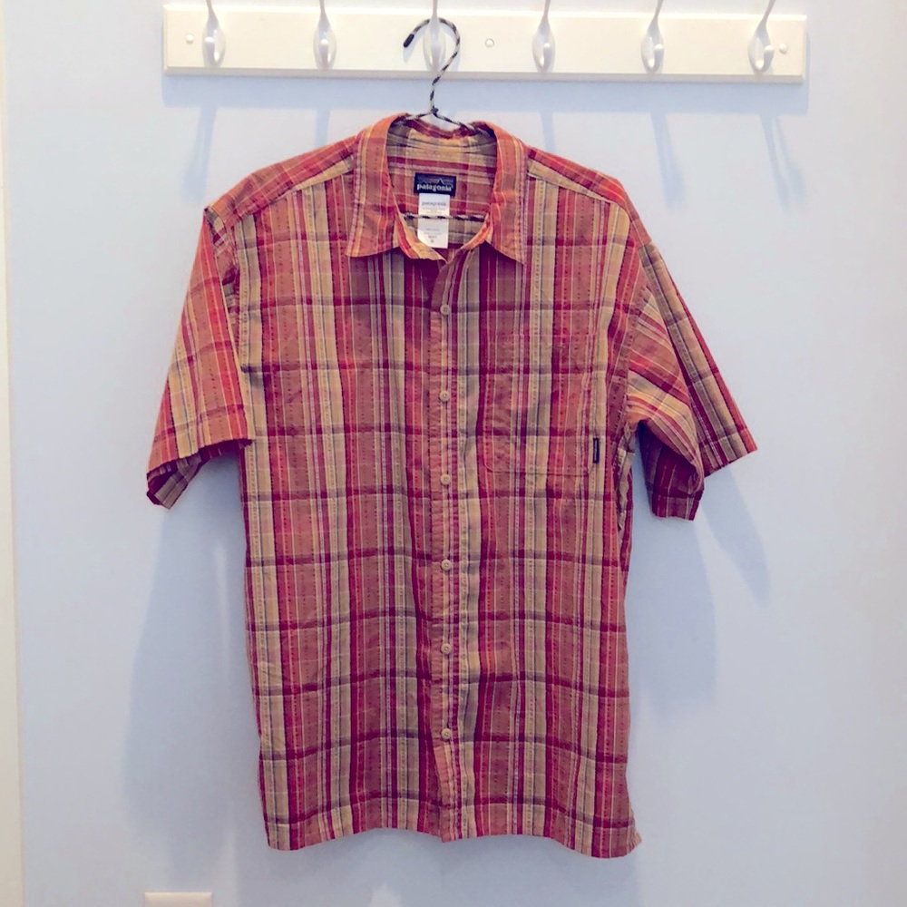 Shoe sleeve button down, only worn a few times